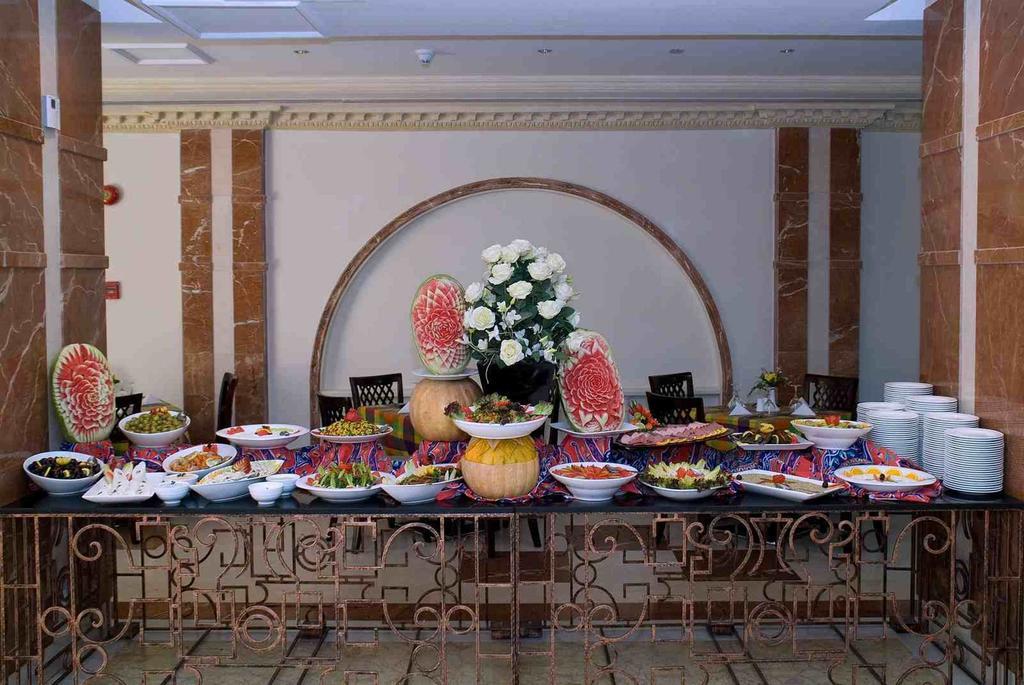Al Eiman Al Qibla Hotel Medina Exteriör bild