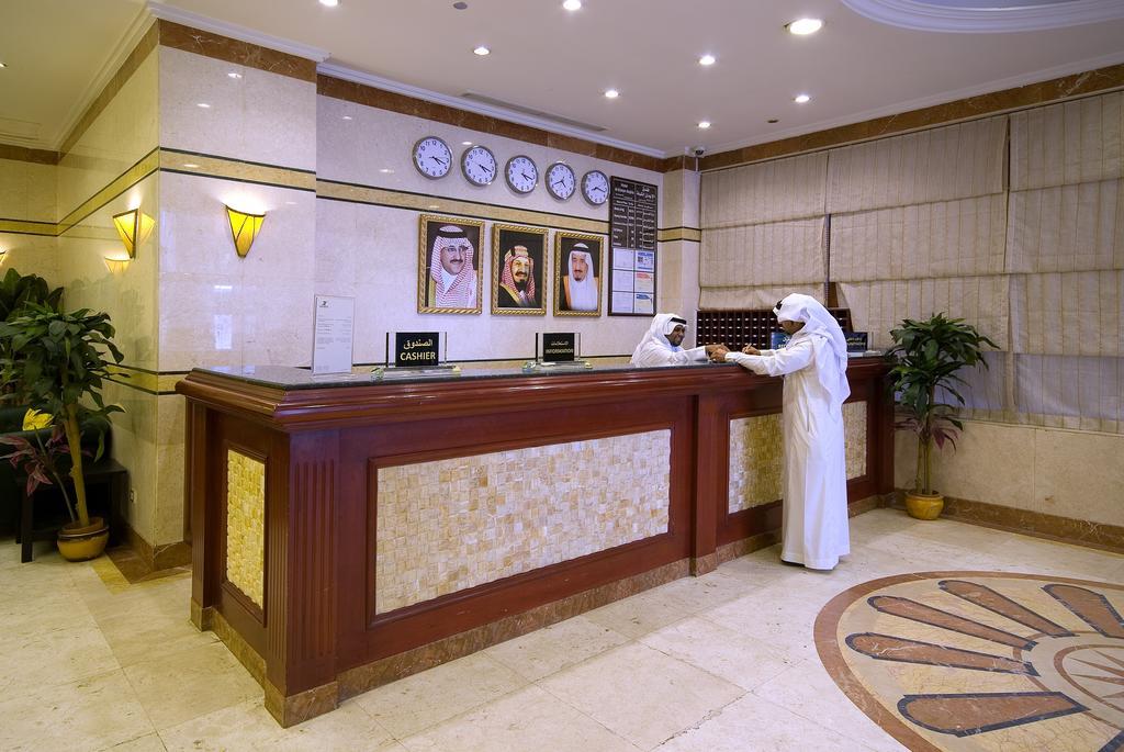 Al Eiman Al Qibla Hotel Medina Exteriör bild