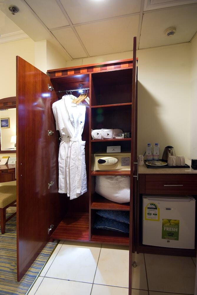 Al Eiman Al Qibla Hotel Medina Exteriör bild