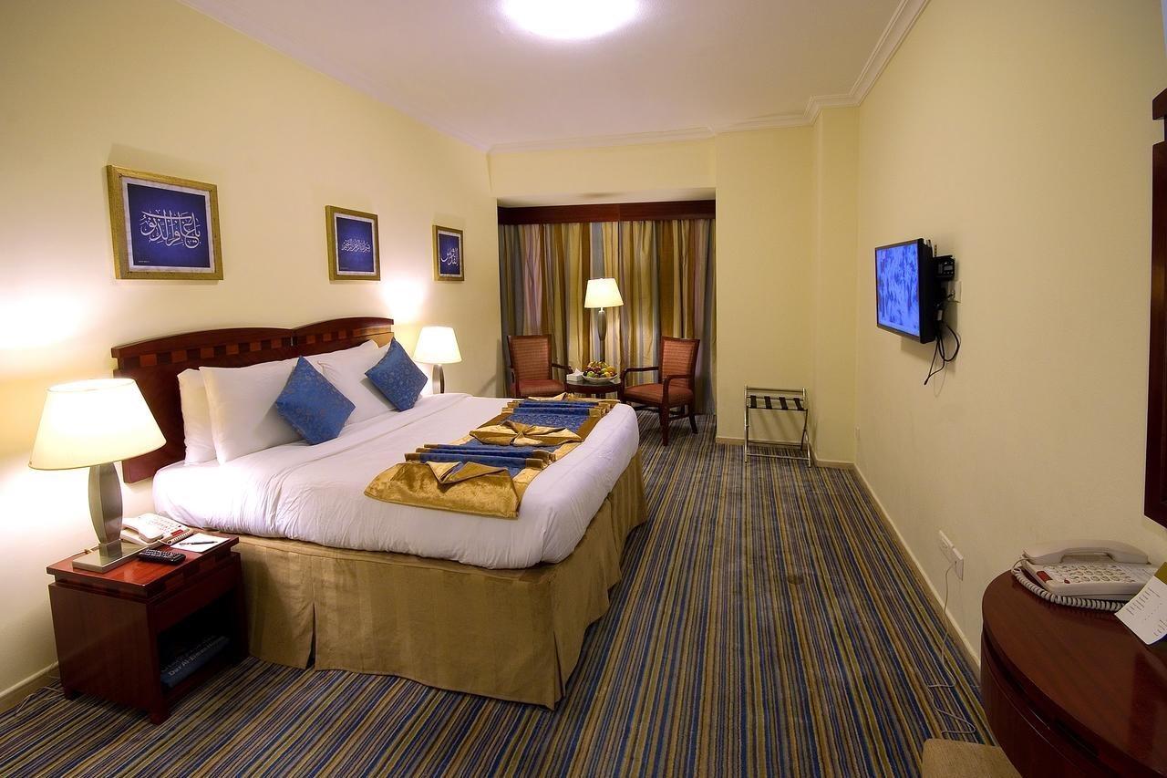 Al Eiman Al Qibla Hotel Medina Exteriör bild